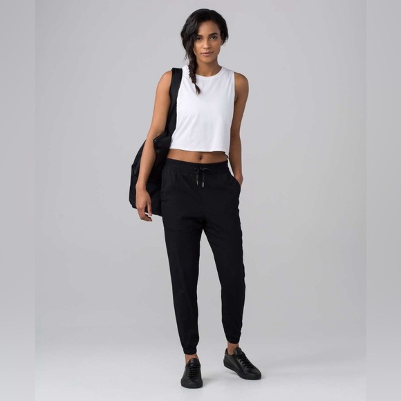 Lululemon In-Depth Jogger (28") - Black - Picture 1 of 6